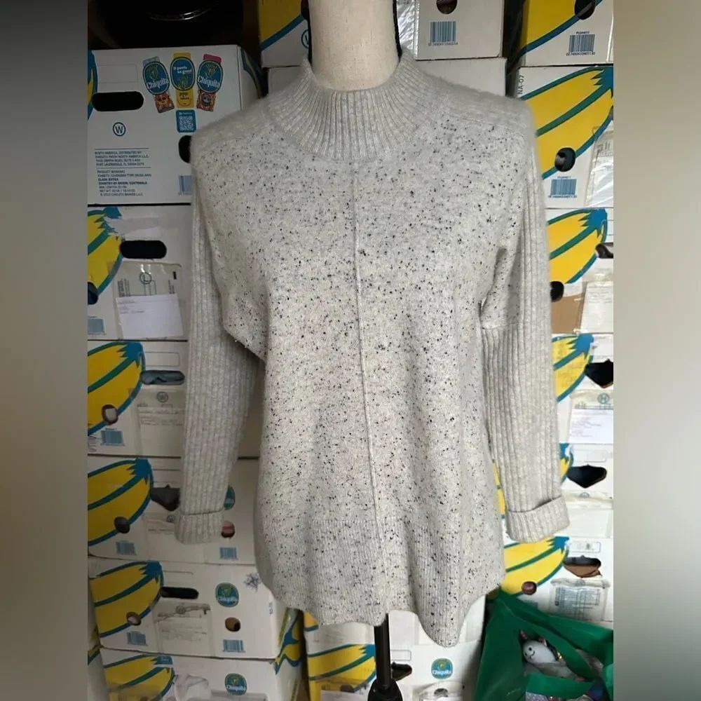 Orvis Women's Speckled Gray Sweater
